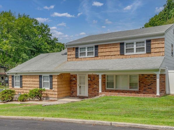7 Shaw Ln