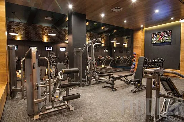 Rented by The KCI Group | media 30