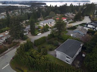 905 Greenwood Rd, West Vancouver, BC V7S 1X9