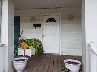 405 N Main St, Dickson, TN 37055