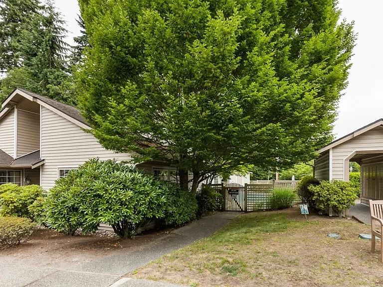 11527 Highway 99 #E302 — Photo 11