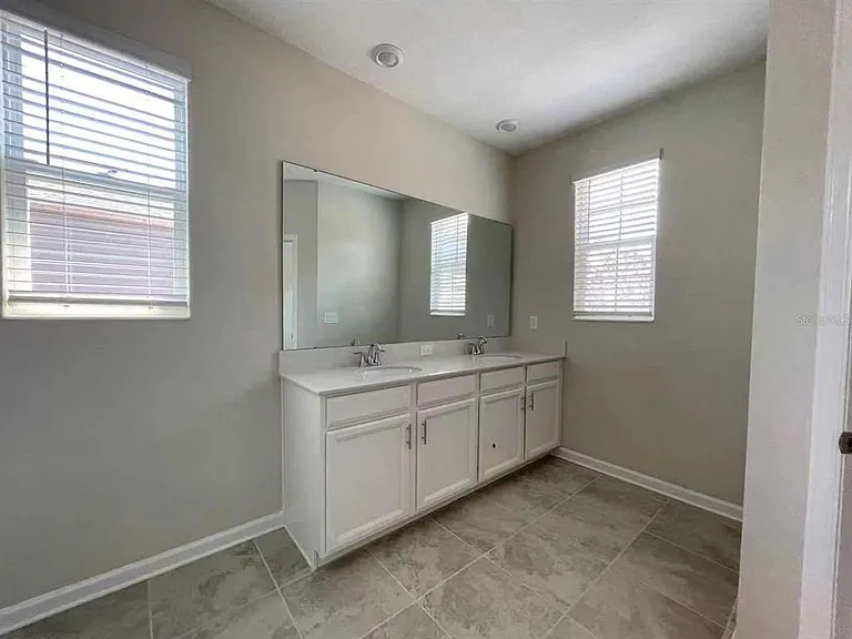 17051 Quicksilver Ave — Photo 10