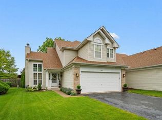 451 Prairieview Dr, Oswego, IL 60543