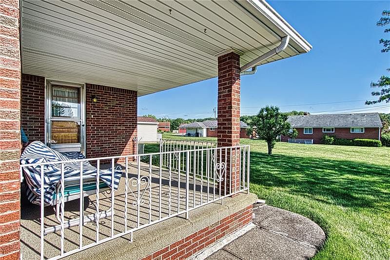 2368 Calvert St, Aliquippa, PA 15001 Zillow