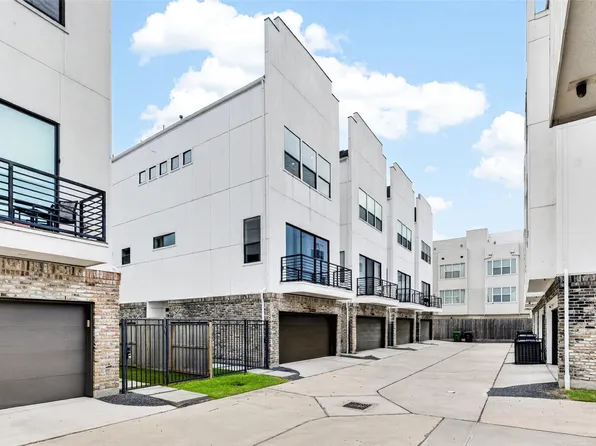 5707 Larkin St #B, Houston, TX 77007