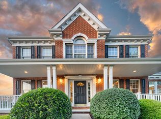 5023 Stags Leap Ln, Coraopolis, PA