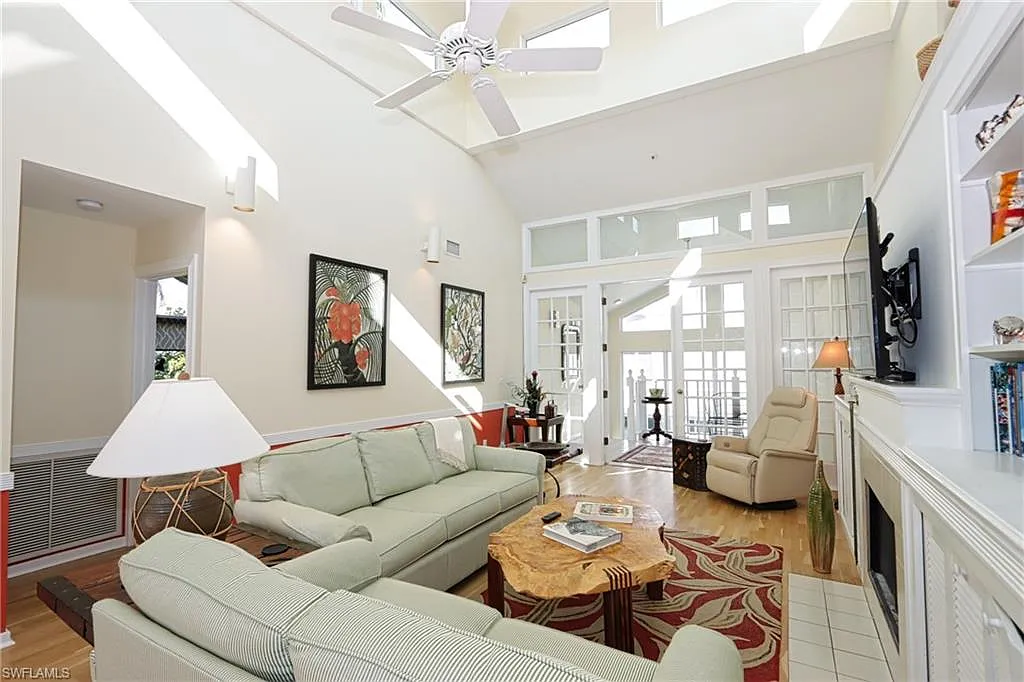 2 bed, 3.0 bath, 2168 sqft, $18,500 — Photo 3