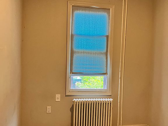 5th image of 0 Rhine Ave #1