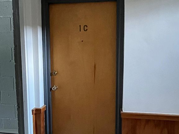 Unit 1C front door