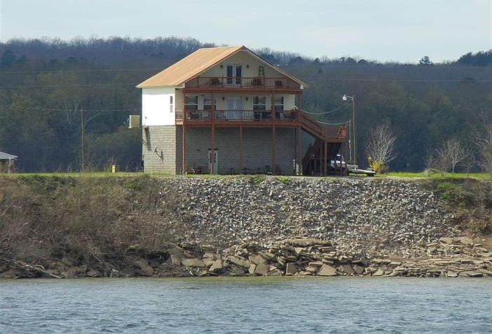 1st image of 410 Silver Water Ln