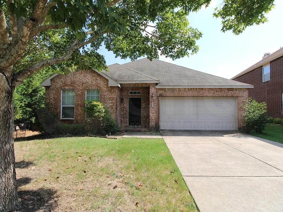 4126 Carrington Dr