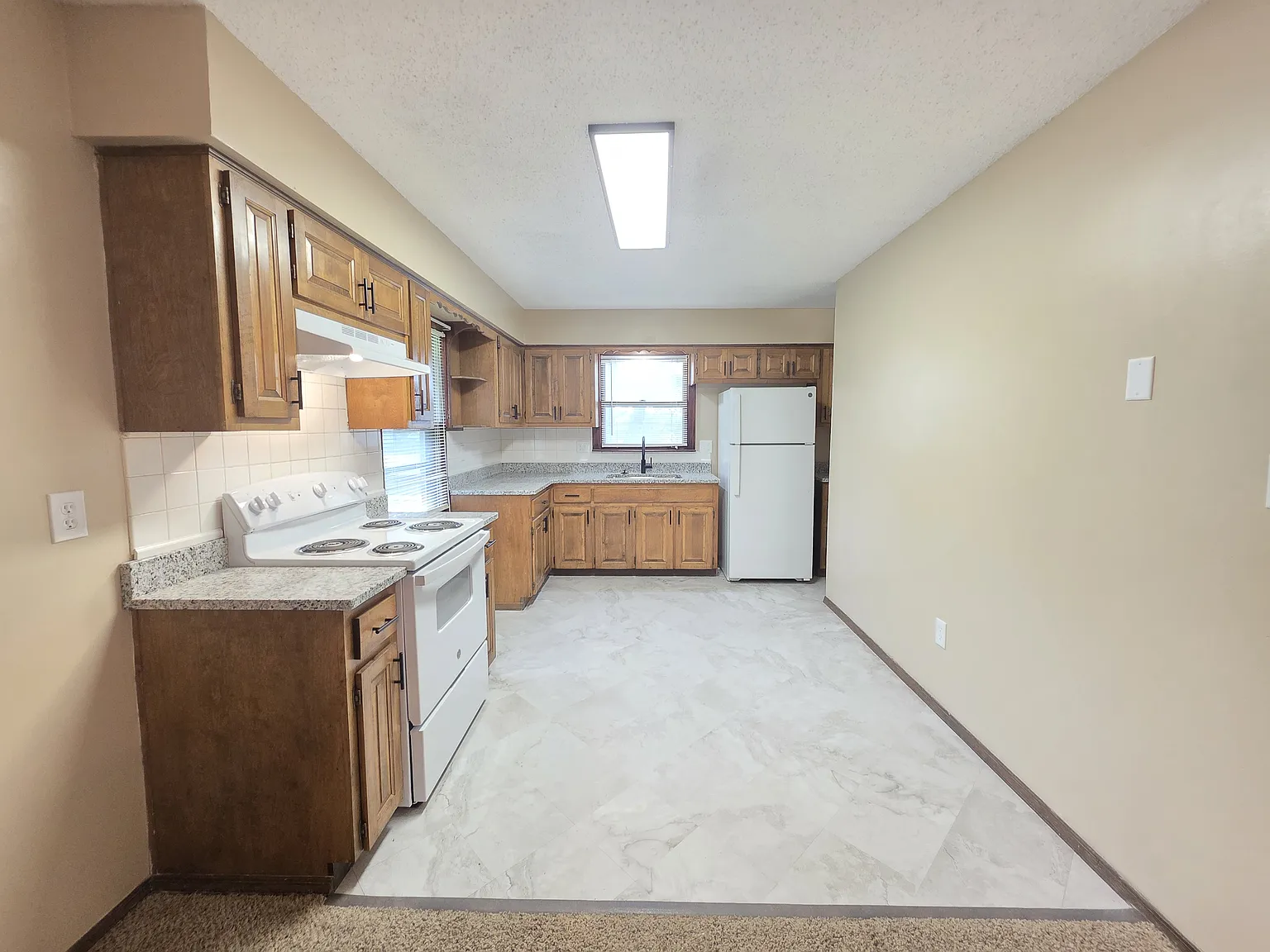 915 N Osage St — Photo 1