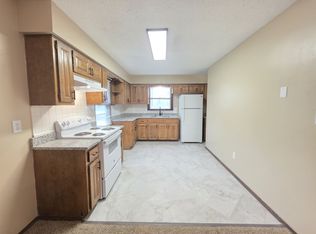 915 N Osage St, Independence, MO 64050