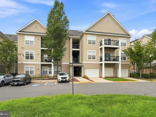 5124 Brittney Elyse Cir APT F, Centreville, VA 20120