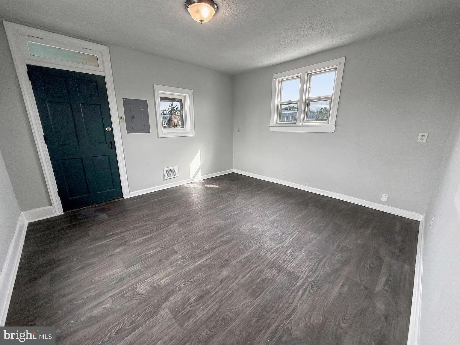 2 bed, 1.0 bath, 1000 sqft, $1,175 — Photo 3
