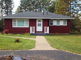 138 Kivela Rd, Negaunee, MI 49866