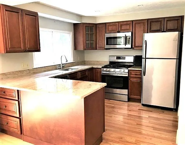 399 Pond St #B4 — Photo 5