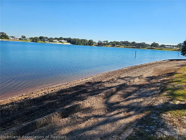 1420 US Highway 27 N — Photo 14