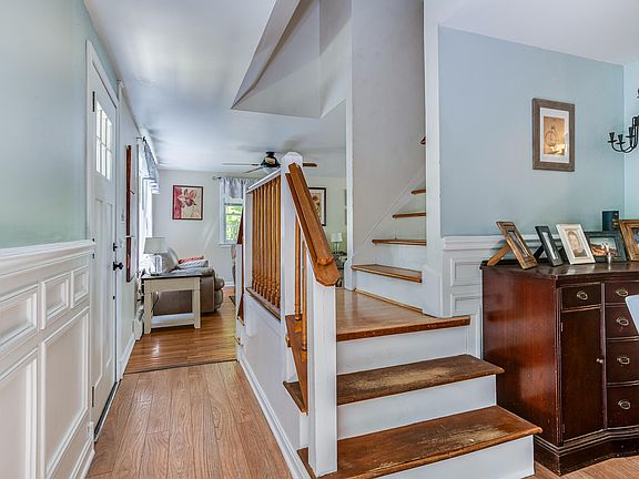2nd image of 12 Summit Drive