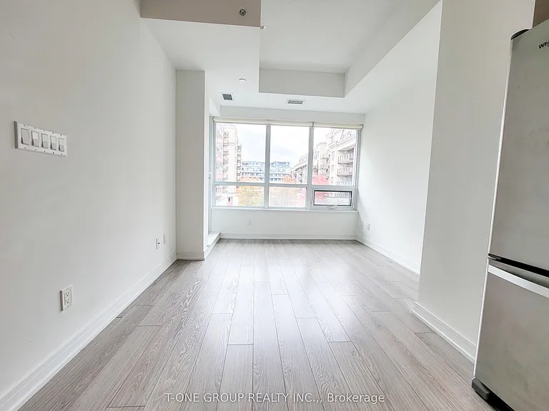 621 Sheppard Ave E #318 — Photo 3