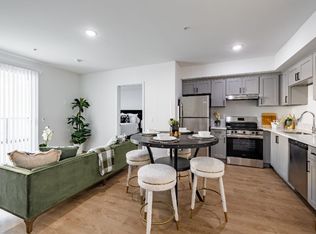 6569-6581 N Van Nuys Blvd W #718, Panorama City, CA 91402