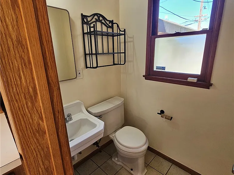 12627 Manor Dr — Photo 28
