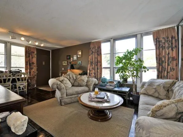 3831 W End Ave APT 2, Nashville, TN 37205