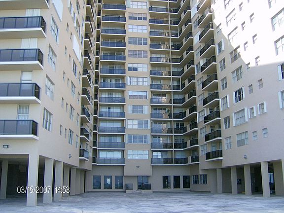 BACK BLDG VIEW