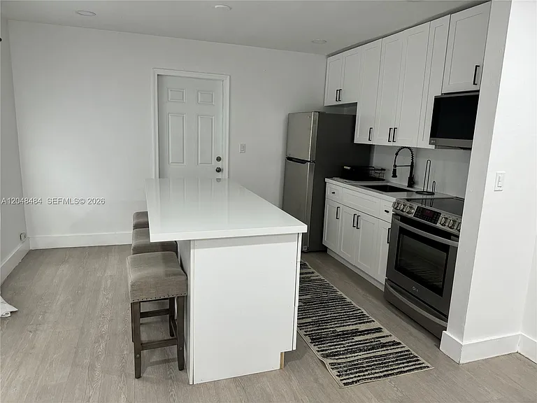 5921 Garfield St #2 — Photo 6