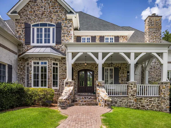 869 Jasmine Hill Rd, Indian Springs, AL 35124