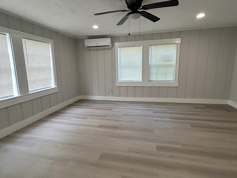 Belvedere Dr — Photo 12