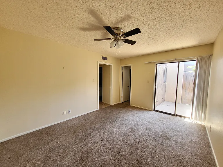 4233 Siesta Ln — Photo 5