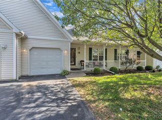 1 Astor Ridge Dr APT B, Amherst, NY 14228