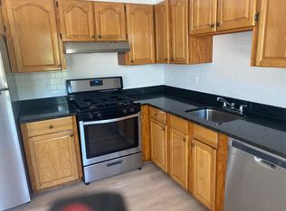 374 Union St, Franklin, MA 02038