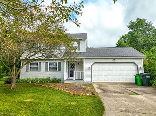 3023 Stockbridge Dr, Stow, OH