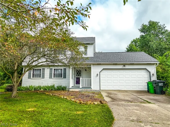 3023 Stockbridge Dr, Stow, OH 44224