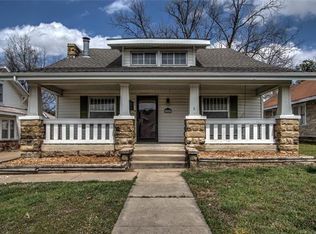 1241 E 10th St, Okmulgee, OK 74447