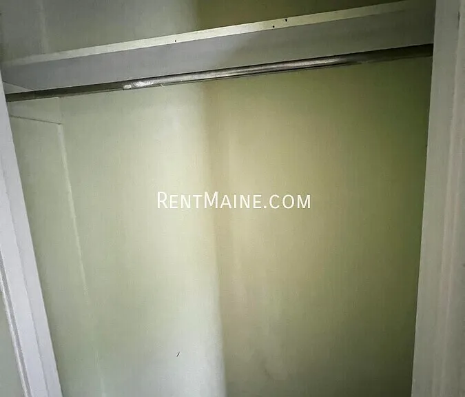 34 Sanford St #3 — Photo 6