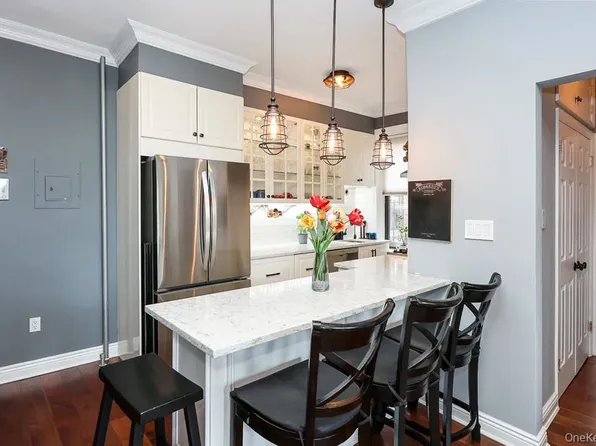 24-65 38th Street image 1 of 26