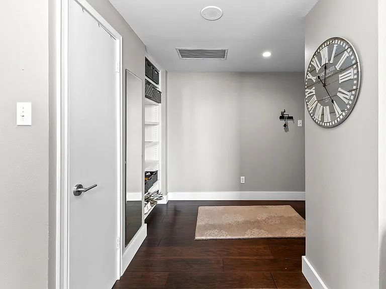 1801 Lavaca St #4C — Photo 7