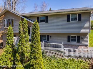 452 Willowbrook Rd, Clarks Summit, PA 18411