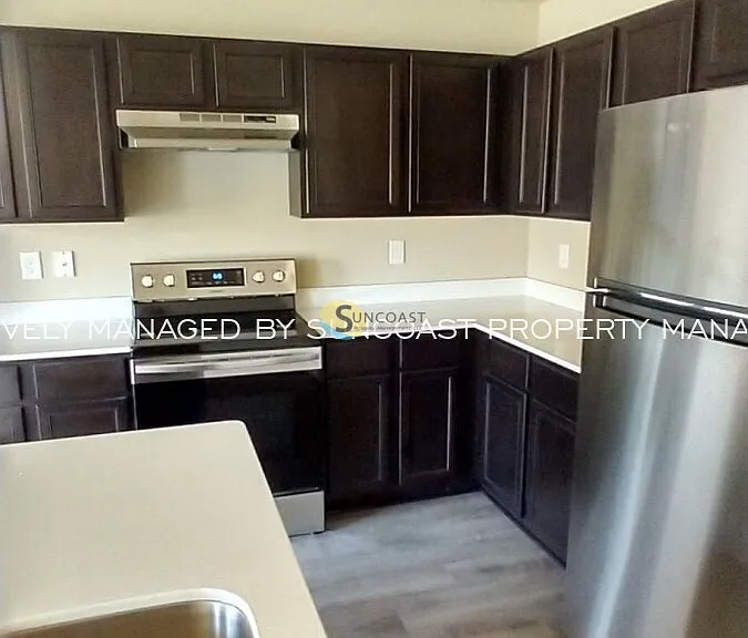 14 Buttonwell Ln #B — Photo 2