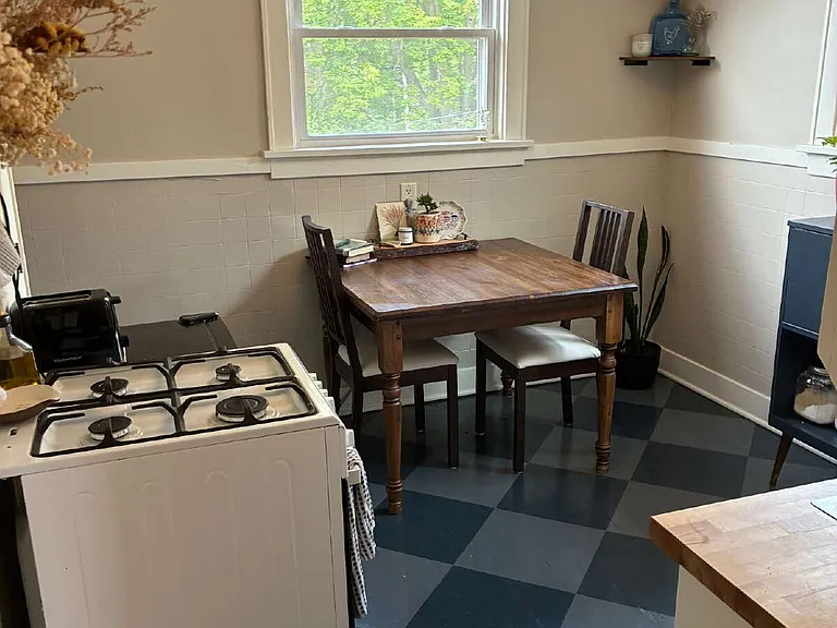 107 Elizabeth St #3 — Photo 6