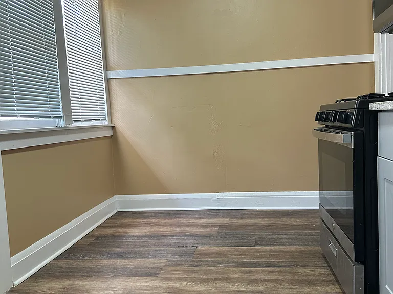 124 S Oleander Ave #4 — Photo 9