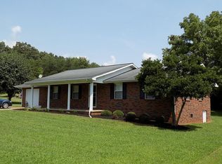 214 Cedar Crest Cir, Rogersville, TN 37857