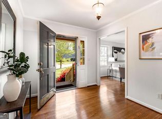 2711 Shetland Dr, Decatur, GA 30033