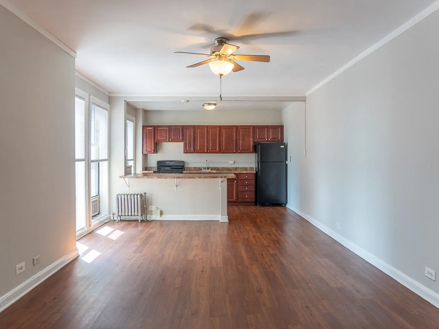 Wyndham Apartments — Photo 3