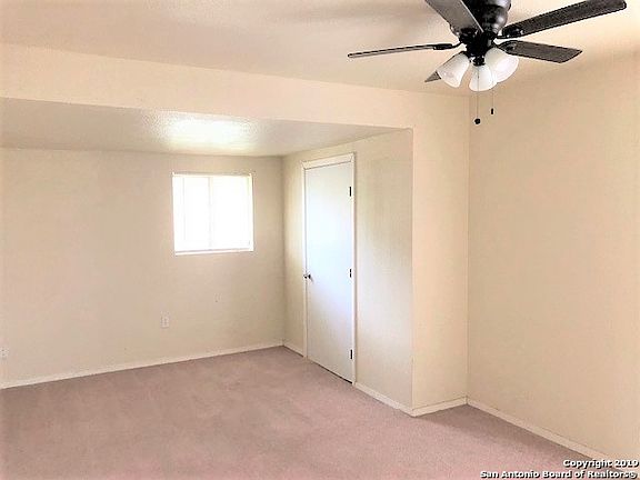 5th image of 270 Park Ln
