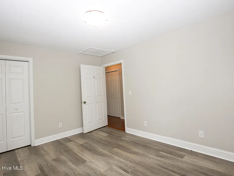 201 Sarason Pl — Photo 28