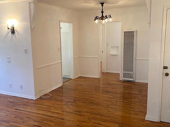 4th image of 1648 N Ogden Dr #2